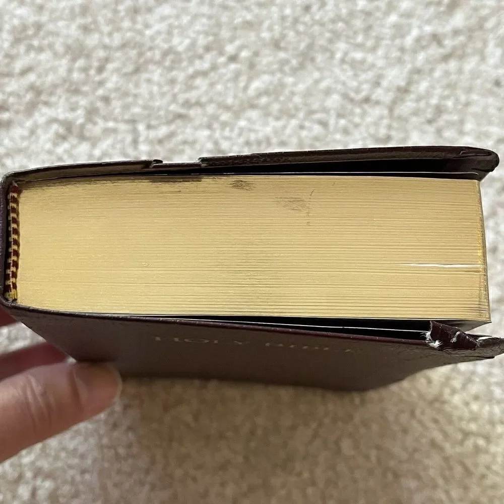 Holy Bible KJV Concordance Words of Christ in Red Regency Leather 1972 Gold Page